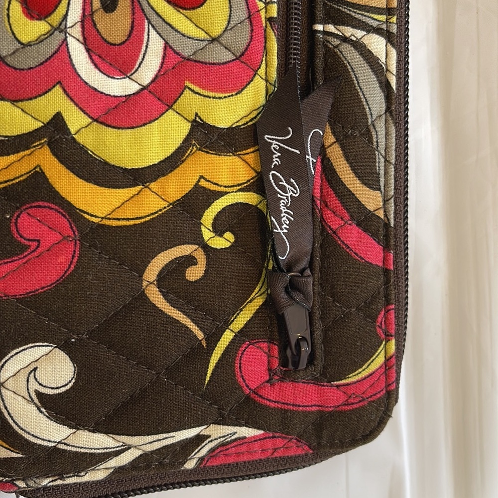 Vera Bradley fabric wallet with zippered coin purse and holds at least 9 cards - Picture 4 of 12